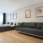 I Home2share *