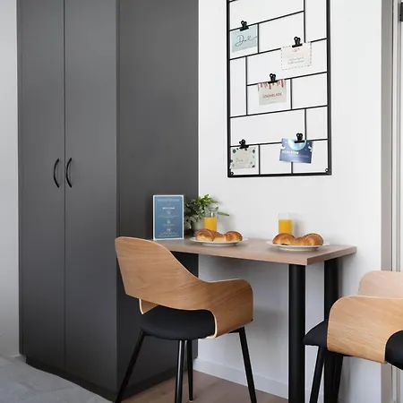 Apartment I Private Parking I Home2share *